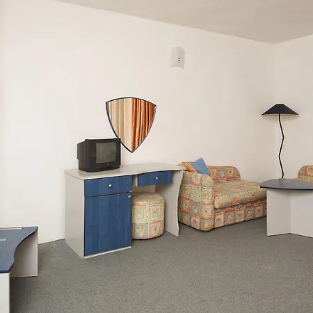 елмар Хотел 3*