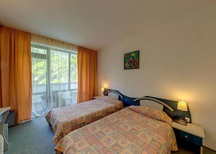 Ξενοδοχείο Elmar Kiten (Burgas)