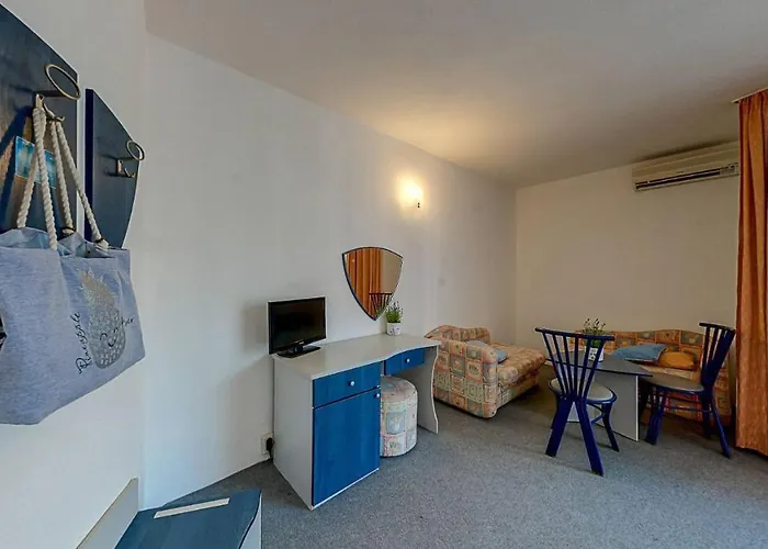 Ξενοδοχείο Elmar 3*