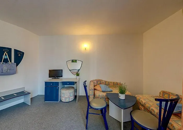 Ξενοδοχείο Elmar Kiten (Burgas)