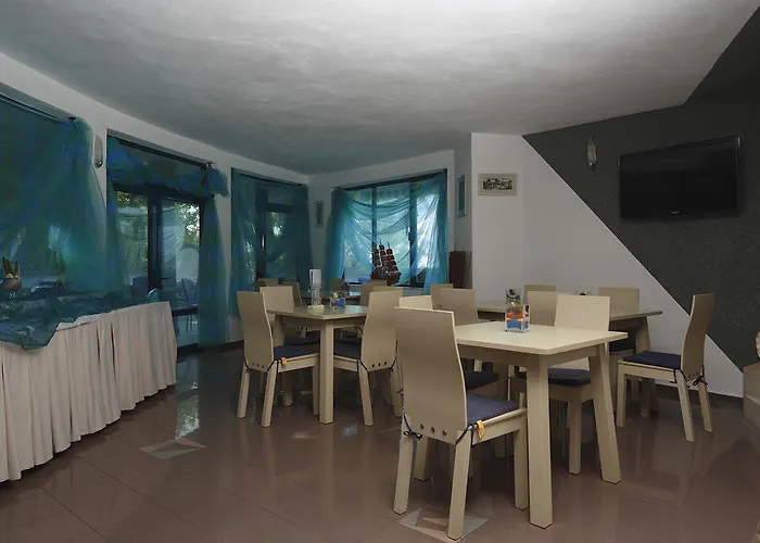 Ξενοδοχείο Elmar 3*