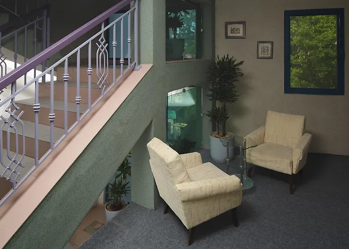 Ξενοδοχείο Elmar Kiten (Burgas)