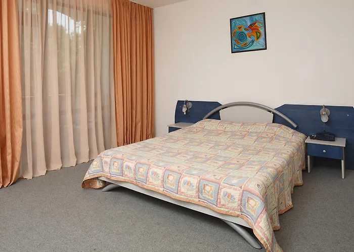 Ξενοδοχείο Elmar Kiten (Burgas)